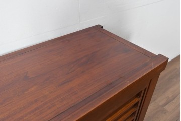 和製ヴィンテージ　桐材　柾目の美しい引き戸が魅力の水屋箪笥サイドボード　(R-085119)