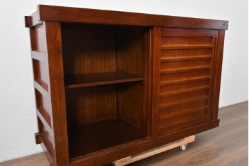 和製ヴィンテージ　桐材　柾目の美しい引き戸が魅力の水屋箪笥サイドボード　(R-085119)