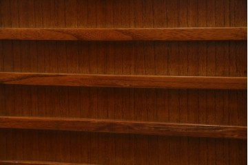 和製ヴィンテージ　桐材　引き戸の柾目が美しい水屋箪笥サイドボード　(R-085119)