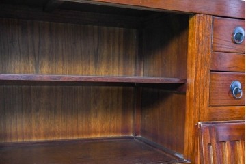 和製ヴィンテージ　桐材　上質な和の空間づくりにおすすめの水屋箪笥サイドボード　(R-085120)