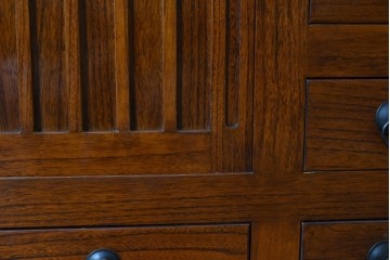 和製ヴィンテージ　桐材　上質な和の空間づくりにおすすめの水屋箪笥サイドボード　(R-085120)