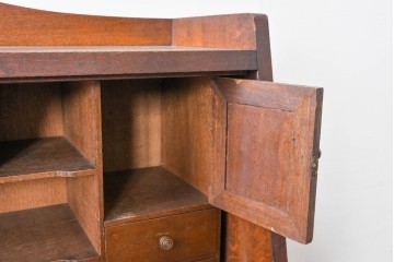 和製アンティーク　上手物!!　大正ロマン　繊細な彫刻装飾がアクセントのナラ材製ライティングビューロー　(R-085121)