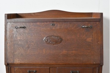 和製アンティーク　上手物!!　大正ロマン　繊細な彫刻装飾がアクセントのナラ材製ライティングビューロー　(R-085121)