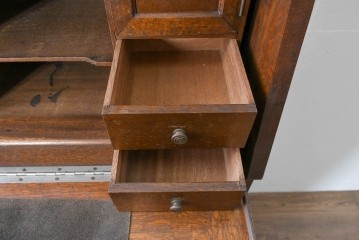 和製アンティーク　上手物!!　大正ロマン　繊細な彫刻装飾がアクセントのナラ材製ライティングビューロー　(R-085121)