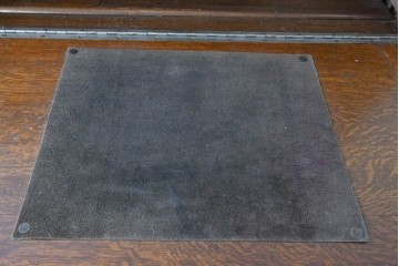 和製アンティーク　上手物!!　大正ロマン　繊細な彫刻装飾がアクセントのナラ材製ライティングビューロー　(R-085121)