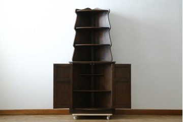 イギリスヴィンテージ　オーク材　優美な曲線シルエットのコーナーラック　(R-085122)