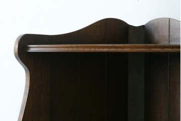 イギリスヴィンテージ　オーク材　優美な曲線シルエットのコーナーラック　(R-085122)