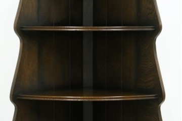 イギリスヴィンテージ　オーク材　優美な曲線シルエットのコーナーラック　(R-085122)