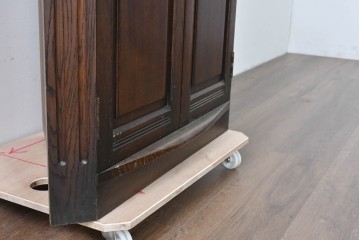 イギリスヴィンテージ　オーク材　優美な曲線シルエットのコーナーラック　(R-085122)