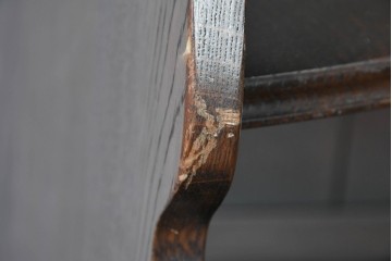 イギリスヴィンテージ　オーク材　優美な曲線シルエットのコーナーラック　(R-085122)