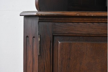 イギリスヴィンテージ　オーク材　優美な曲線シルエットのコーナーラック　(R-085122)