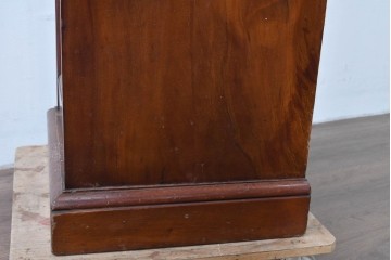 フランスアンティーク　挽物装飾が上品な一枚扉のサイドキャビネット　(R-085123)