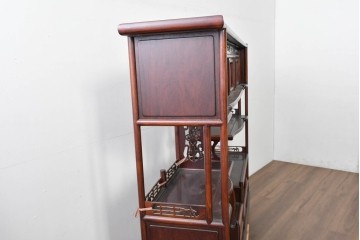 和製ヴィンテージ　花梨　松の彫刻が映える六尺サイズの飾り棚　(R-085126)