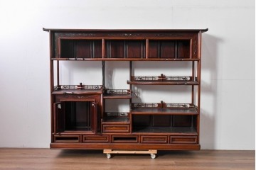 和製ヴィンテージ　花梨　松の彫刻が映える六尺サイズの飾り棚　(R-085126)