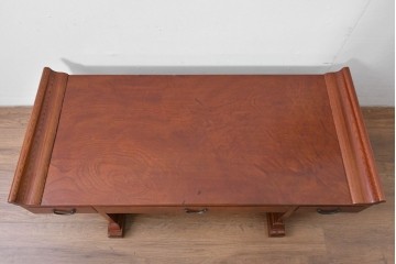 和製アンティーク　上手物　総欅(ケヤキ)材　漆塗り　落ち着いた漆の艶が美し筆返し付きの文机　(R-085127)