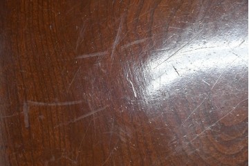 和製アンティーク　上手物　総欅(ケヤキ)材　漆塗り　落ち着いた漆の艶が美し筆返し付きの文机　(R-085127)