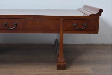 和製アンティーク　上手物　総欅(ケヤキ)材　漆塗り　落ち着いた漆の艶が美し筆返し付きの文机　(R-085127)