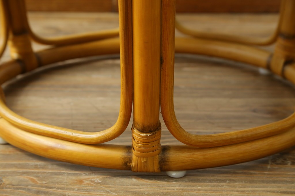 中古　美品　希少な廃番品　ACME Furniture(アクメ ファニチャー)　曲線デザインのウィッカースツール　(R-085130)
