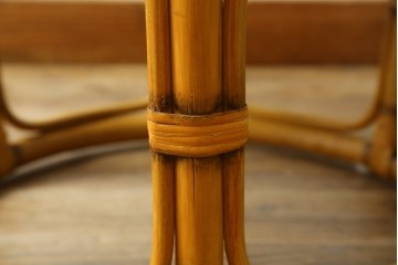 中古　美品　希少な廃番品　ACME Furniture(アクメ ファニチャー)　曲線デザインのウィッカースツール　(R-085130)