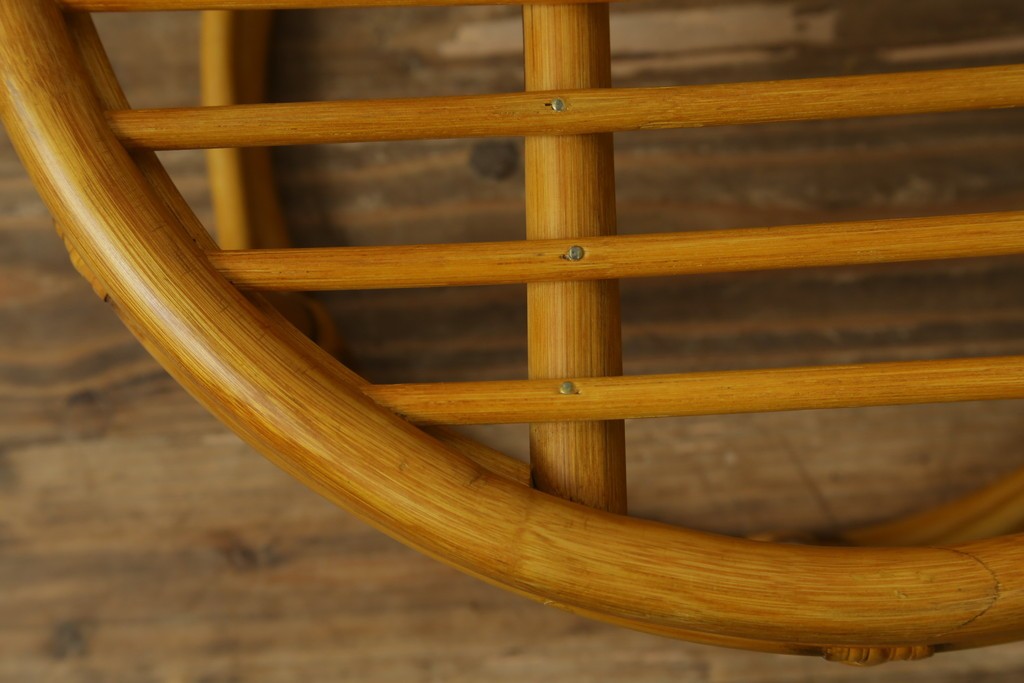 中古　美品　希少な廃番品　ACME Furniture(アクメ ファニチャー)　曲線デザインのウィッカースツール　(R-085130)