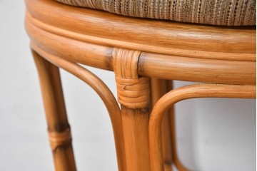 中古　美品　希少な廃番品　ACME Furniture(アクメ ファニチャー)　曲線デザインのウィッカースツール　(R-085130)