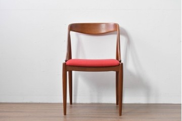 デンマークヴィンテージ　美品　Johannes Andersen(ヨハネス・アンダーセン)　Model16　流れる曲線美のフレームが印象的なダイニングチェア　(R-085131)