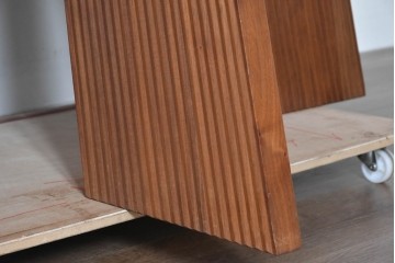 中古　美品　CONDE HOUSE(カンディハウス)　ハカマ　ウォールナット材　力強い造形で存在感を放つソリッドテーブル　定価約75万円相当　(R-085137)