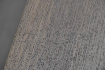 中古　美品　CONDE HOUSE(カンディハウス)　ハカマ　ウォールナット材　力強い造形で存在感を放つソリッドテーブル　定価約75万円相当　(R-085137)