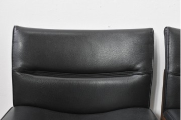 中古　美品　CONDE HOUSE(カンディハウス)　BOLS(ボルス)　革　広い座面とワイドな背もたれがホールド感をつくりだすダイニングチェア2脚　セット定価約32万円相当　(R-085147)