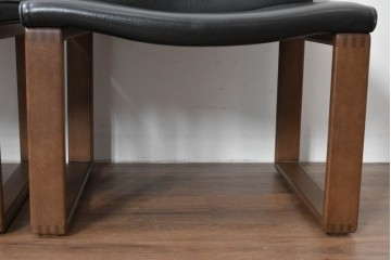 中古　美品　CONDE HOUSE(カンディハウス)　BOLS(ボルス)　革　広い座面とワイドな背もたれがホールド感をつくりだすダイニングチェア2脚　セット定価約32万円相当　(R-085147)