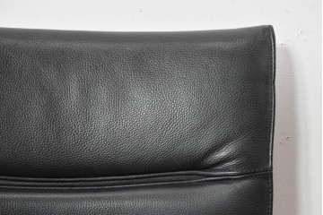 中古　美品　CONDE HOUSE(カンディハウス)　BOLS(ボルス)　革　広い座面とワイドな背もたれがホールド感をつくりだすダイニングチェア2脚　セット定価約32万円相当　(R-085147)