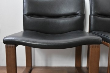 中古　美品　CONDE HOUSE(カンディハウス)　BOLS(ボルス)　革　広い座面とワイドな背もたれがホールド感をつくりだすダイニングチェア2脚　セット定価約32万円相当　(R-085147)
