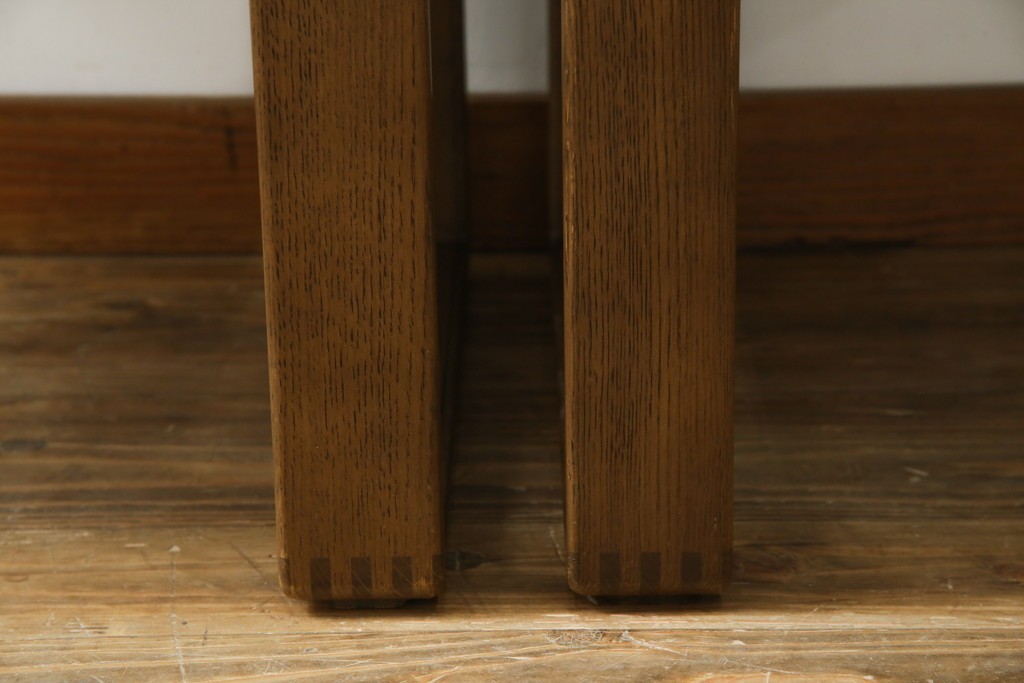 中古　美品　CONDE HOUSE(カンディハウス)　BOLS(ボルス)　革　広い座面とワイドな背もたれがホールド感をつくりだすダイニングチェア2脚　セット定価約32万円相当　(R-085148)