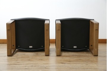 中古　美品　CONDE HOUSE(カンディハウス)　BOLS(ボルス)　革　広い座面とワイドな背もたれがホールド感をつくりだすダイニングチェア2脚　セット定価約32万円相当　(R-085148)