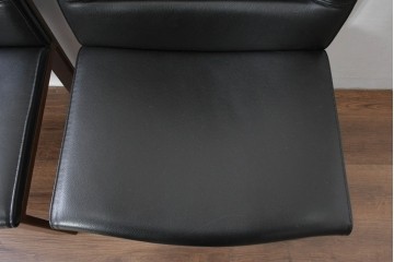 中古　美品　CONDE HOUSE(カンディハウス)　BOLS(ボルス)　革　広い座面とワイドな背もたれがホールド感をつくりだすダイニングチェア2脚　セット定価約32万円相当　(R-085148)