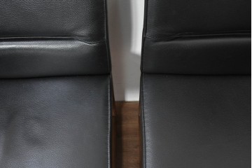 中古　美品　CONDE HOUSE(カンディハウス)　BOLS(ボルス)　革　広い座面とワイドな背もたれがホールド感をつくりだすダイニングチェア2脚　セット定価約32万円相当　(R-085148)