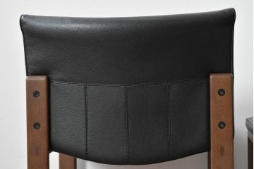 中古　美品　CONDE HOUSE(カンディハウス)　BOLS(ボルス)　革　広い座面とワイドな背もたれがホールド感をつくりだすダイニングチェア2脚　セット定価約32万円相当　(R-085148)