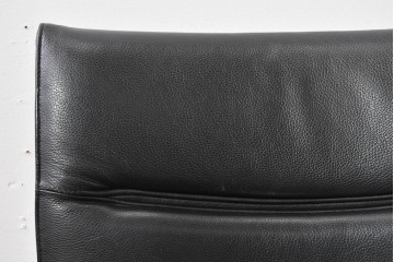 中古　美品　CONDE HOUSE(カンディハウス)　BOLS(ボルス)　革　広い座面とワイドな背もたれがホールド感をつくりだすダイニングチェア2脚　セット定価約32万円相当　(R-085148)