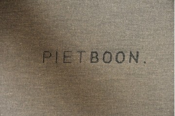 中古　美品　ピート・ブーン(PIET BOON)　サール(SAAR)　洗練されたフォルムのレザーアームチェア2脚　セット定価約82万円相当　(R-085149)