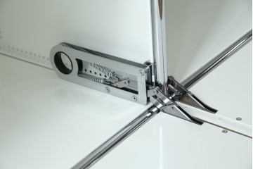 中古　美品　スイス　USMハラー(USM Haller)　ホームオフィスにもおすすめなモジュール式3段キャビネット　定価約47万2千円相当　(R-085150)