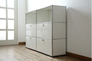 中古　美品　スイス　USMハラー(USM Haller)　ホームオフィスにもおすすめなモジュール式3段キャビネット　定価約47万2千円相当　(R-085150)