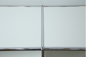 中古　美品　スイス　USMハラー(USM Haller)　ホームオフィスにもおすすめなモジュール式3段キャビネット　定価約47万2千円相当　(R-085150)