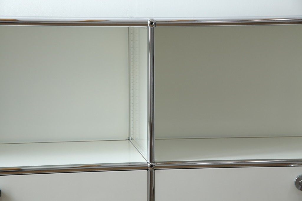 中古　美品　スイス　USMハラー(USM Haller)　ホームオフィスにもおすすめなモジュール式3段キャビネット　定価約47万2千円相当　(R-085150)