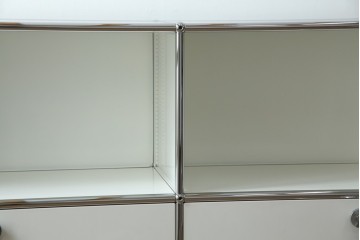 中古　美品　スイス　USMハラー(USM Haller)　ホームオフィスにもおすすめなモジュール式3段キャビネット　定価約47万2千円相当　(R-085150)