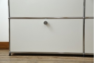 中古　美品　スイス　USMハラー(USM Haller)　ホームオフィスにもおすすめなモジュール式3段キャビネット　定価約47万2千円相当　(R-085150)