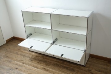 中古　美品　スイス　USMハラー(USM Haller)　ホームオフィスにもおすすめなモジュール式3段キャビネット　定価約47万2千円相当　(R-085150)