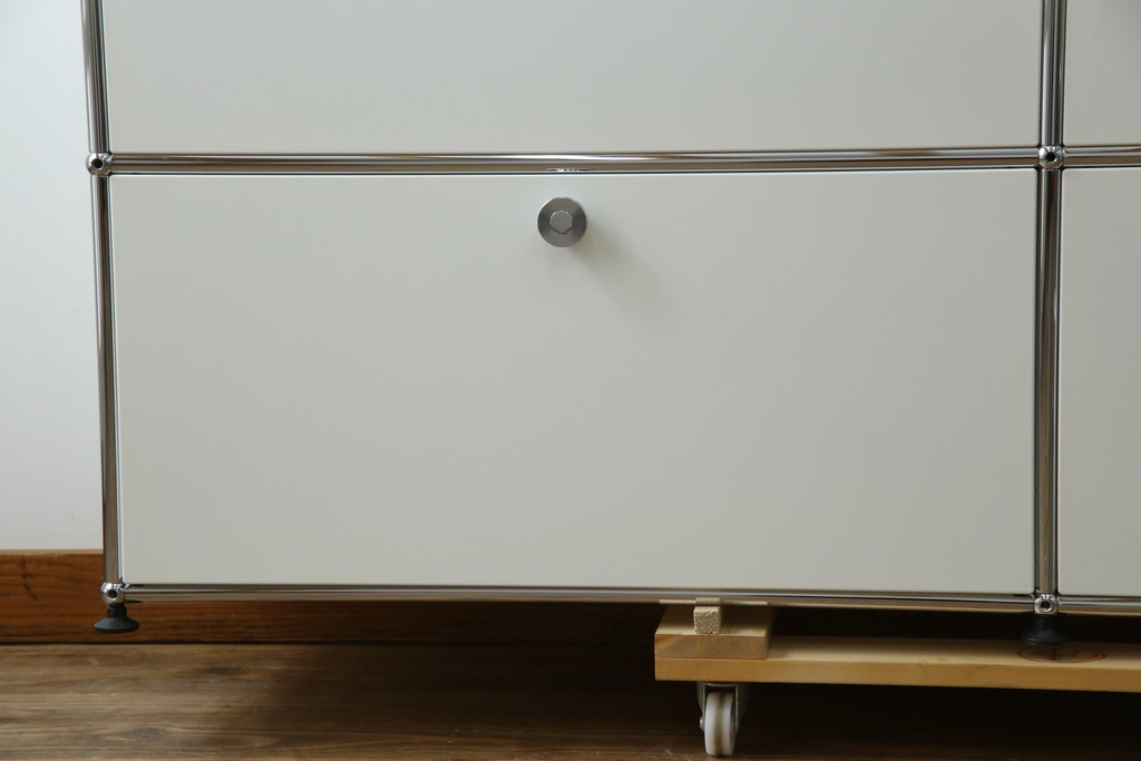 中古　美品　スイス　USMハラー(USM Haller)　モジュール構造の3段キャビネット　定価約47万2千円　(R-085151)