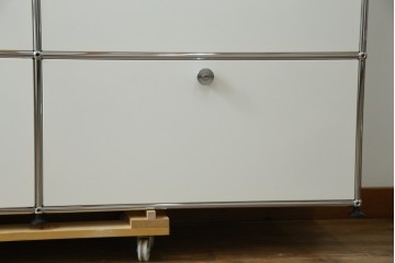 中古　美品　スイス　USMハラー(USM Haller)　モジュール構造の3段キャビネット　定価約47万2千円　(R-085151)