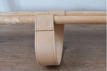 中古　美品　旭川家具　cosine(コサイン)　ブナ材　折りたためる軽量ドレスラック　(R-085156)