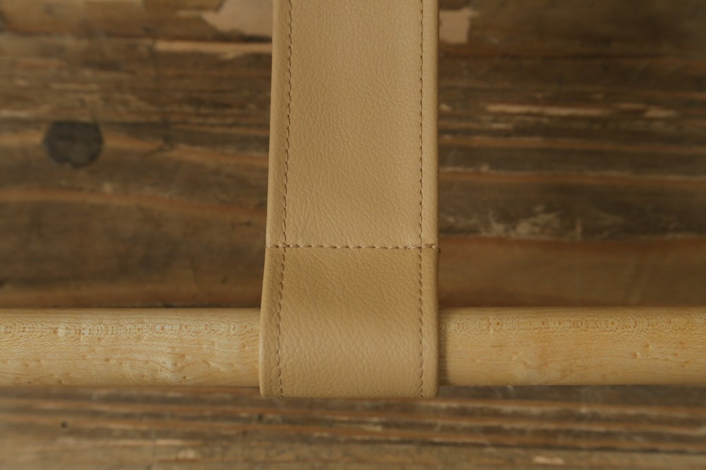 中古　美品　旭川家具　cosine(コサイン)　ブナ材　折りたためる軽量ドレスラック　(R-085157)